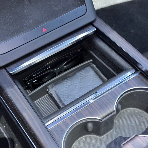 2021+ | Model S & X Center Console Organizing Tray - Silicone Rubber Fashion - Image 4