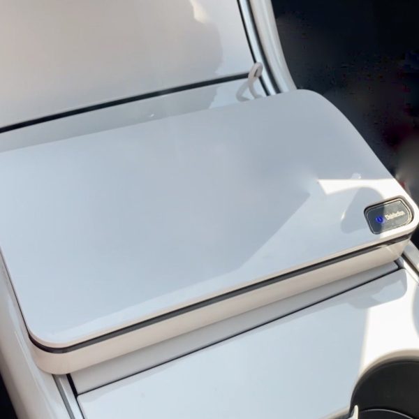 UV Sanitizing Smartphone Bath with Wireless Charging - $35 with 40% OFF - USE CODE: OVERSTOCK40 Online now - Image 3